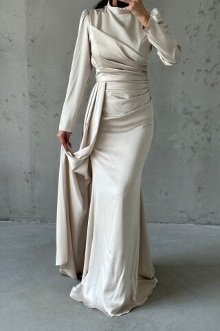 Drapeli Kuyruk Detaylı Tesettür Abiye Taş