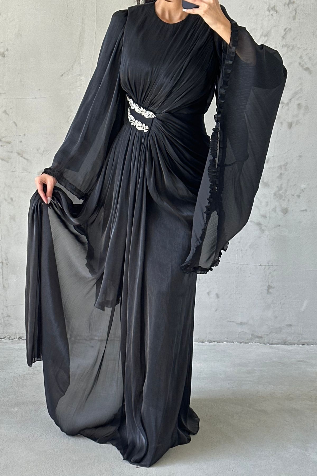 Işıltılı Kol Detaylı Janjan Tesettür Abiye Siyah