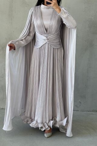 İnce Piliseli Zarif Janjan Tesettür Abiye Taş