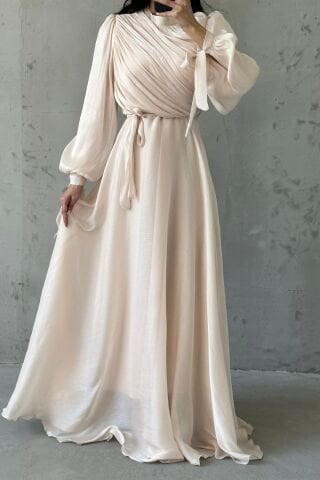 Drapeli Kuşak Detaylı Janjan Kumaş Tesettür Abiye Krem