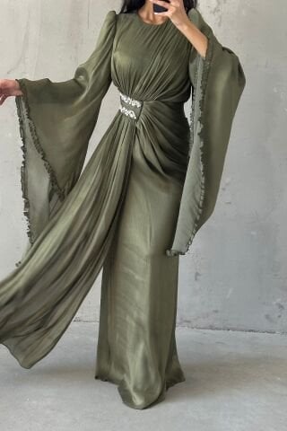 Işıltılı Kol Detaylı Janjan Tesettür Abiye Haki