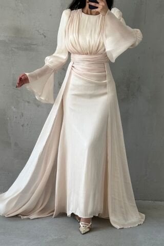 Drape Ve Pelerin Detaylı Janjan Tesettür Abiye Ekru