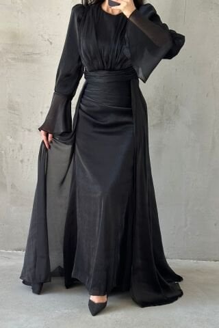 Drape Ve Pelerin Detaylı Janjan Tesettür Abiye Siyah