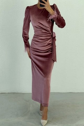 Pencil Velvet Hijab Evening Dress Powder with Feather Sleeves, Decorated with Elegant Touches