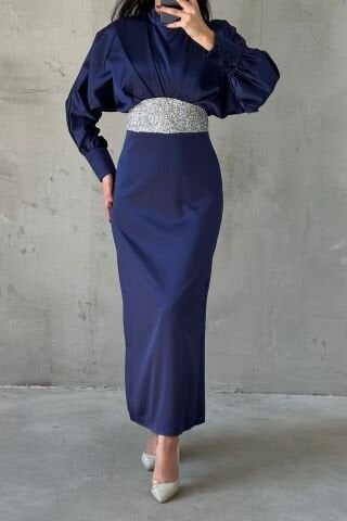 Modern Tasarım Kolu Düğmeli Saten Tesettür Abiye Lacivert