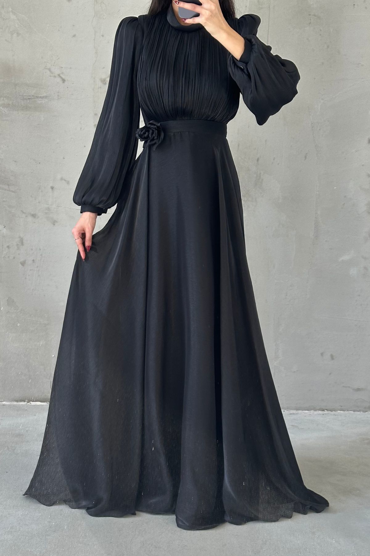 Modern Tasarım Broş Detaylı Tesettür Abiye Siyah