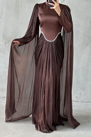 Işıltılı Dokunuş Kol Detaylı Tesettür Abiye Kahverengi