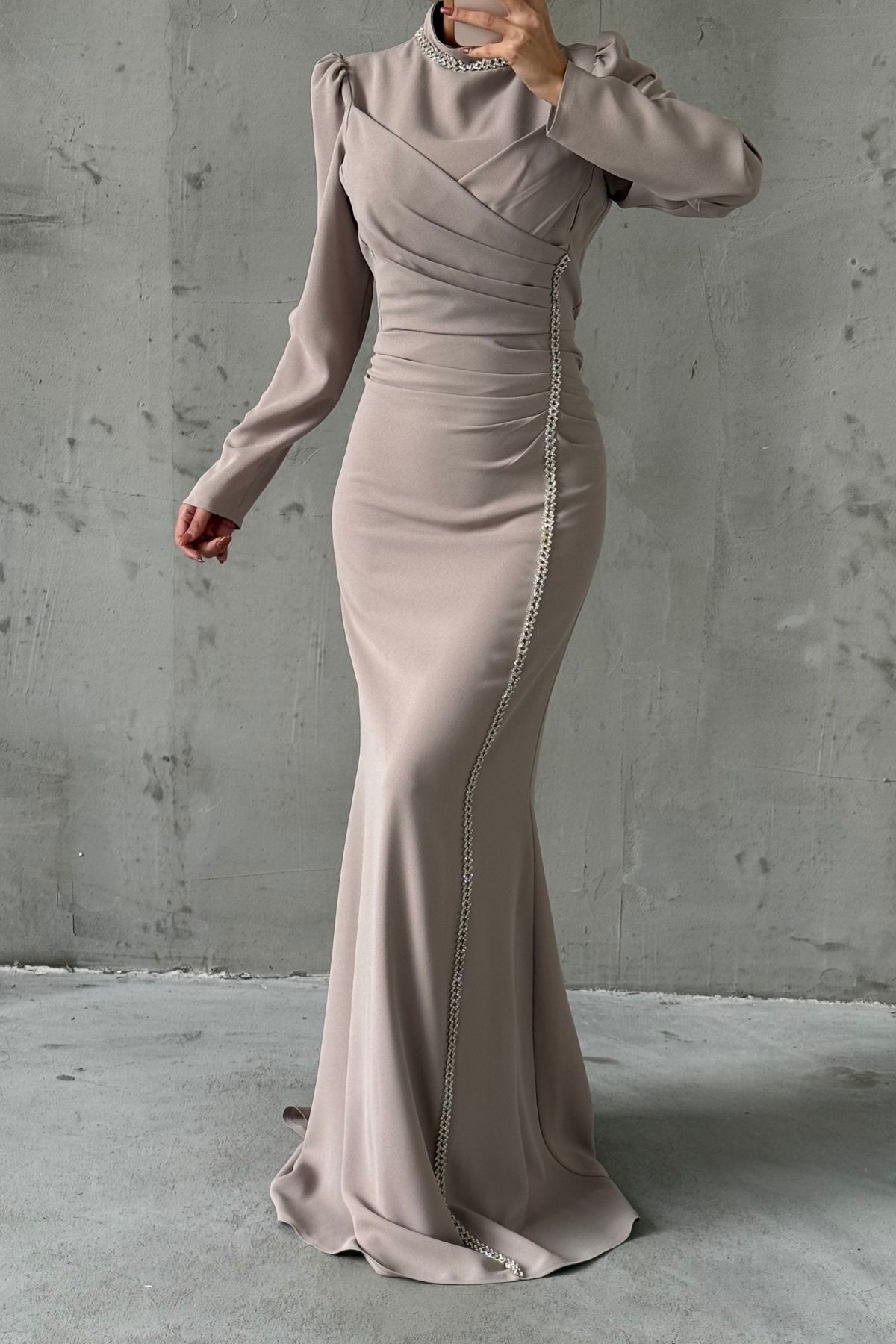 Şık Taş İşlemeli Krep Tesettür Abiye Taş