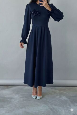 Elegant Brooch Diving Fabric Hijab Dress Navy Blue