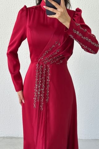 Göz Alıcı Fırfır Taş Detaylı Saten Abiye Bordo