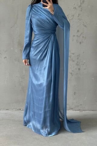 Omuzdan Pelerin Detaylı Janjan Tesettür Abiye İndigo