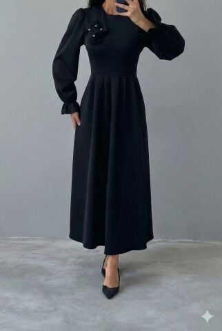 Elegant Brooch Diving Fabric Hijab Dress Black