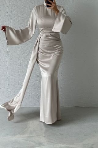 Kuyruk Detaylı Saten Tesettür Abiye Taş