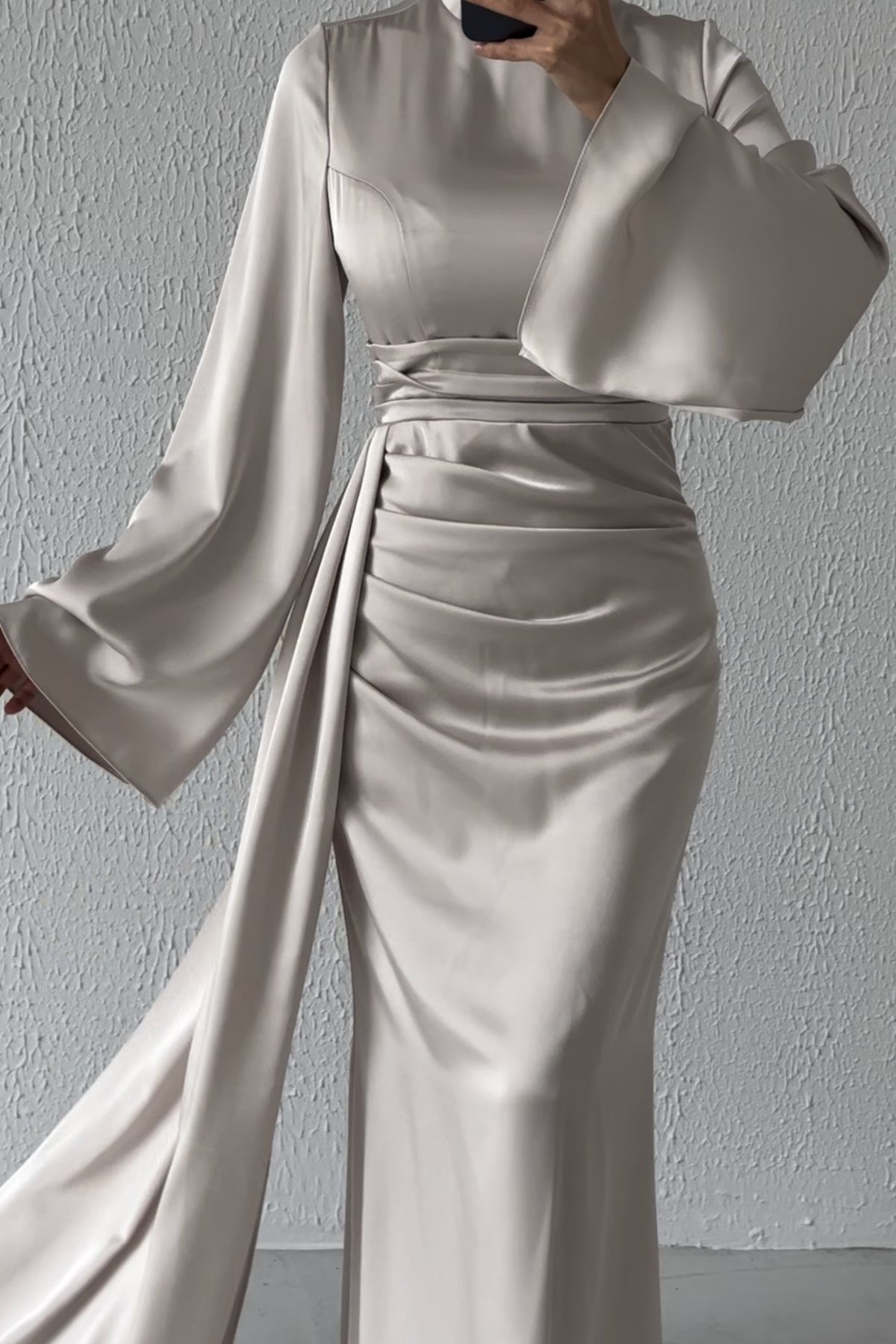 Kuyruk Detaylı Saten Tesettür Abiye Taş