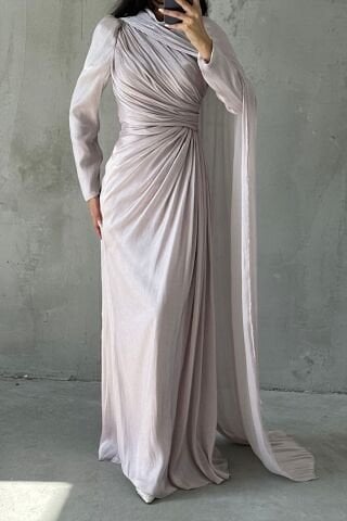 Omuzdan Pelerin Detaylı Janjan Tesettür Abiye Ekru