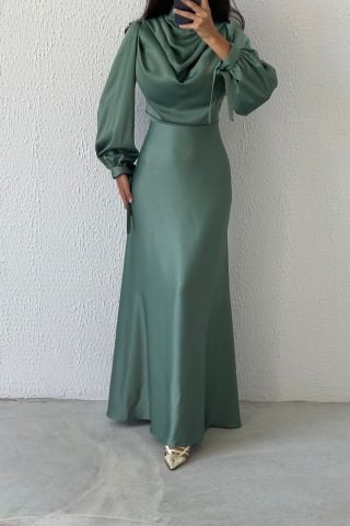 Dökümlü Akıcı Saten Kumaş Tesettür Abiye Mint Yeşili