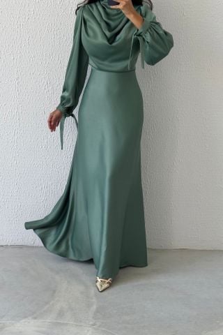 Dökümlü Akıcı Saten Kumaş Tesettür Abiye Mint Yeşili