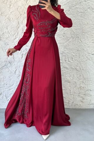 Eşsiz Taş Detaylı Pelerinli Bordo Tesettür Abiye