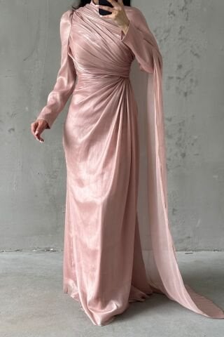 Omuzdan Pelerin Detaylı Janjan Tesettür Abiye Pudra