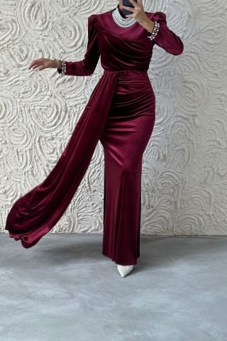 İncilerle Süslenmiş Şık Kadife Tesettür Abiye Bordo