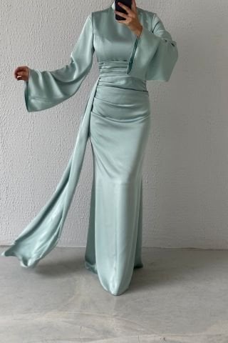 Kuyruk Detaylı Saten Tesettür Abiye Mint Yeşili