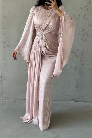 Işıltılı Kol Detaylı Janjan Tesettür Abiye Pudra