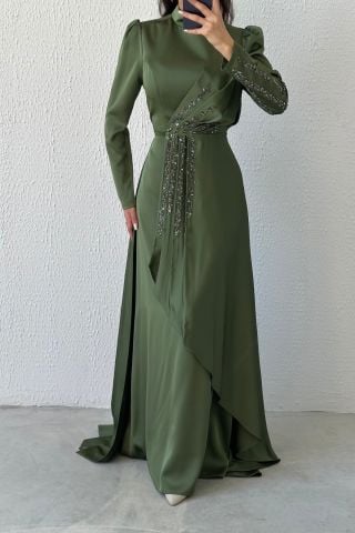 Göz Alıcı Fırfır Taş Detaylı Saten Abiye Haki