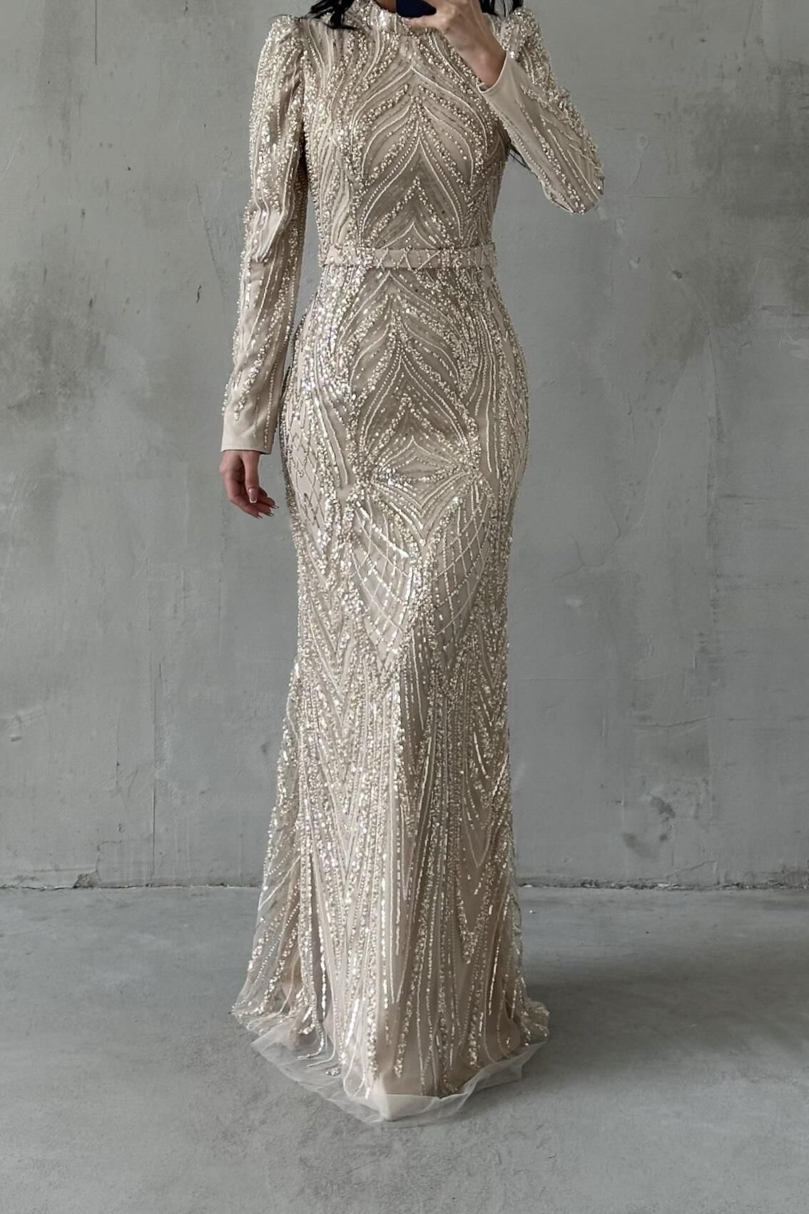 كريم فستان سهرة حجاب فيلورا