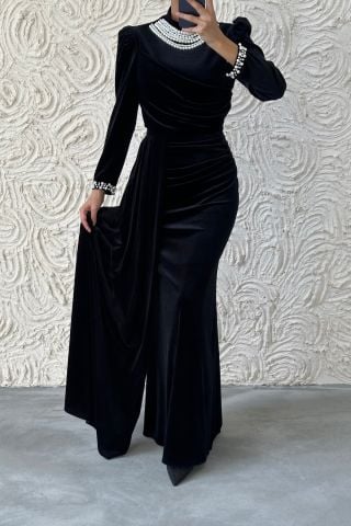 İncilerle Süslenmiş Şık Kadife Tesettür Abiye Siyah