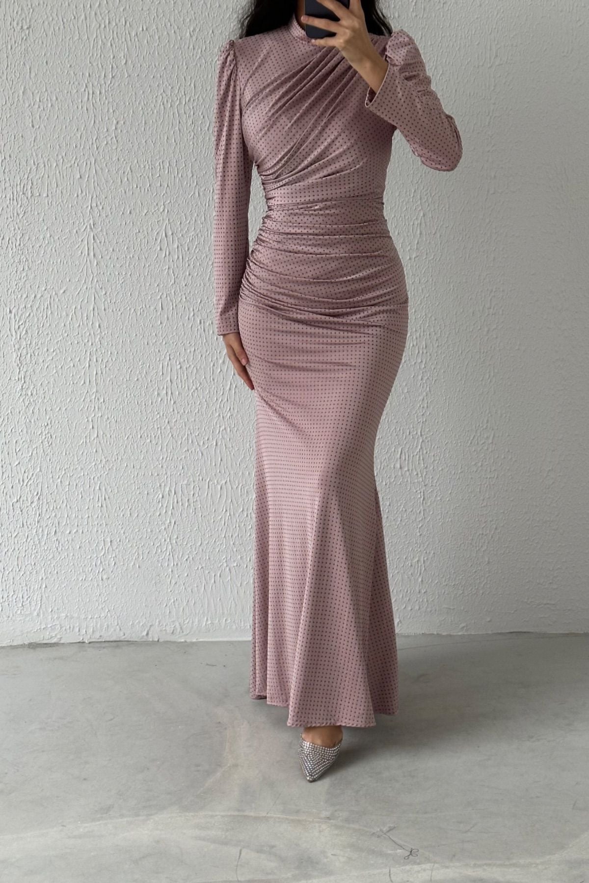 Fine Detailed Sendi Hijab Evening Dress Powder