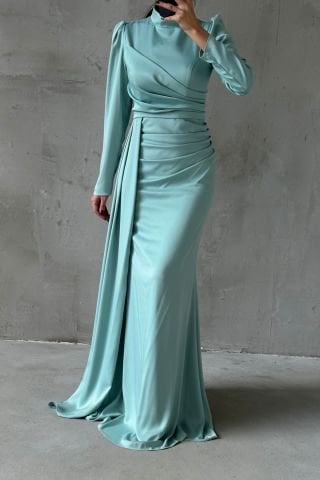 Drapeli Kuyruk Detaylı Tesettür Abiye Mint Yeşili