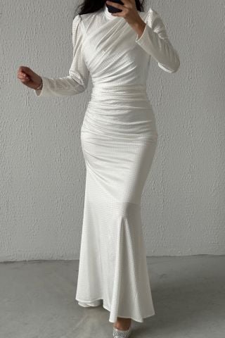 Boydan İnce Detaylı Sendi Tesettür Abiye Ekru