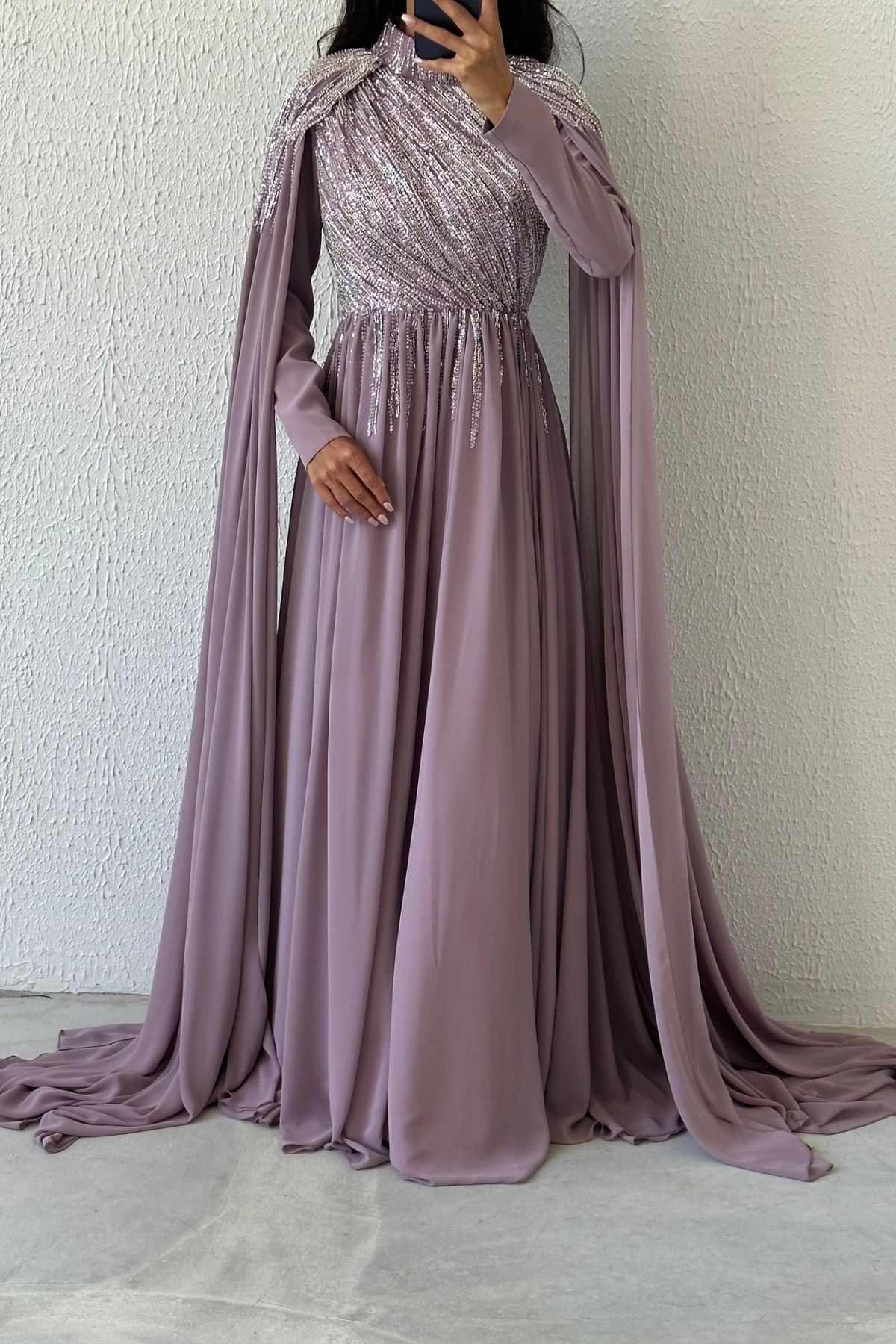 Sparkling Stone Embroidered Cape Model Chiffon Hijab Evening Dress Lilac