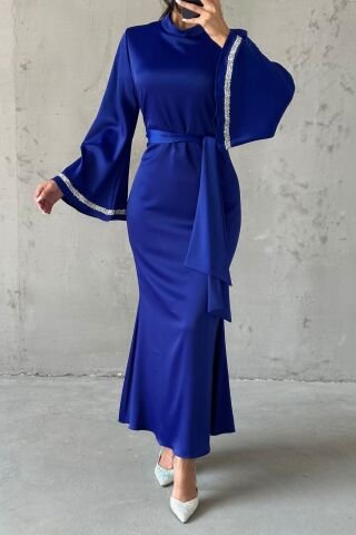 Kol Detaylı Eşsiz Tasarım Saten Tesettür Abiye Saks Mavisi