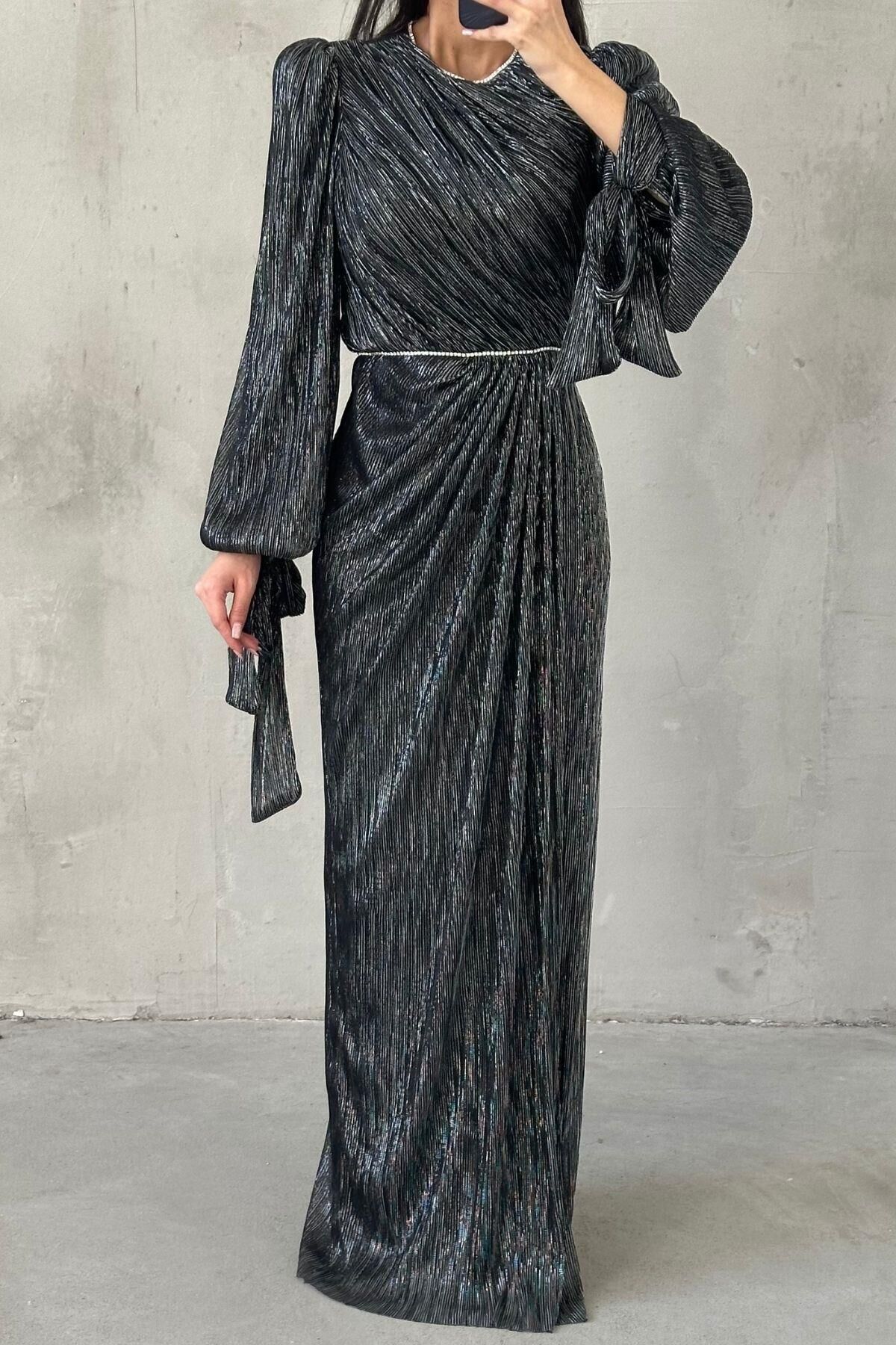 Duvella Janjan Knitted Glitter Hijab Evening Dress Black and White