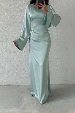 Arkadan Bağlama Detaylı Basic Saten Tesettür Abiye Mint Yeşili