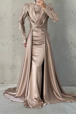 Işıltışı Taş Detaylı Pelerinli Saten Tesettür Abiye Vizon