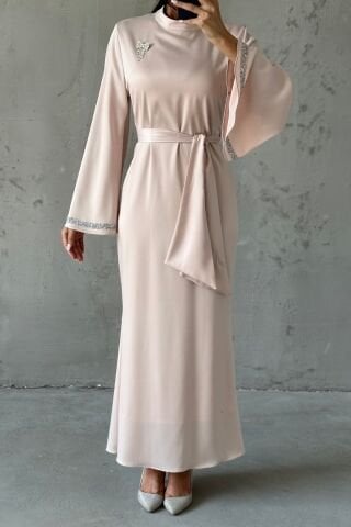 Kol Detaylı Eşsiz Tasarım Saten Tesettür Abiye Taş