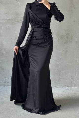 Drapeli Kuyruk Detaylı Tesettür Abiye Siyah