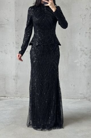 فستان سهرة أسود من إيليريس محجب