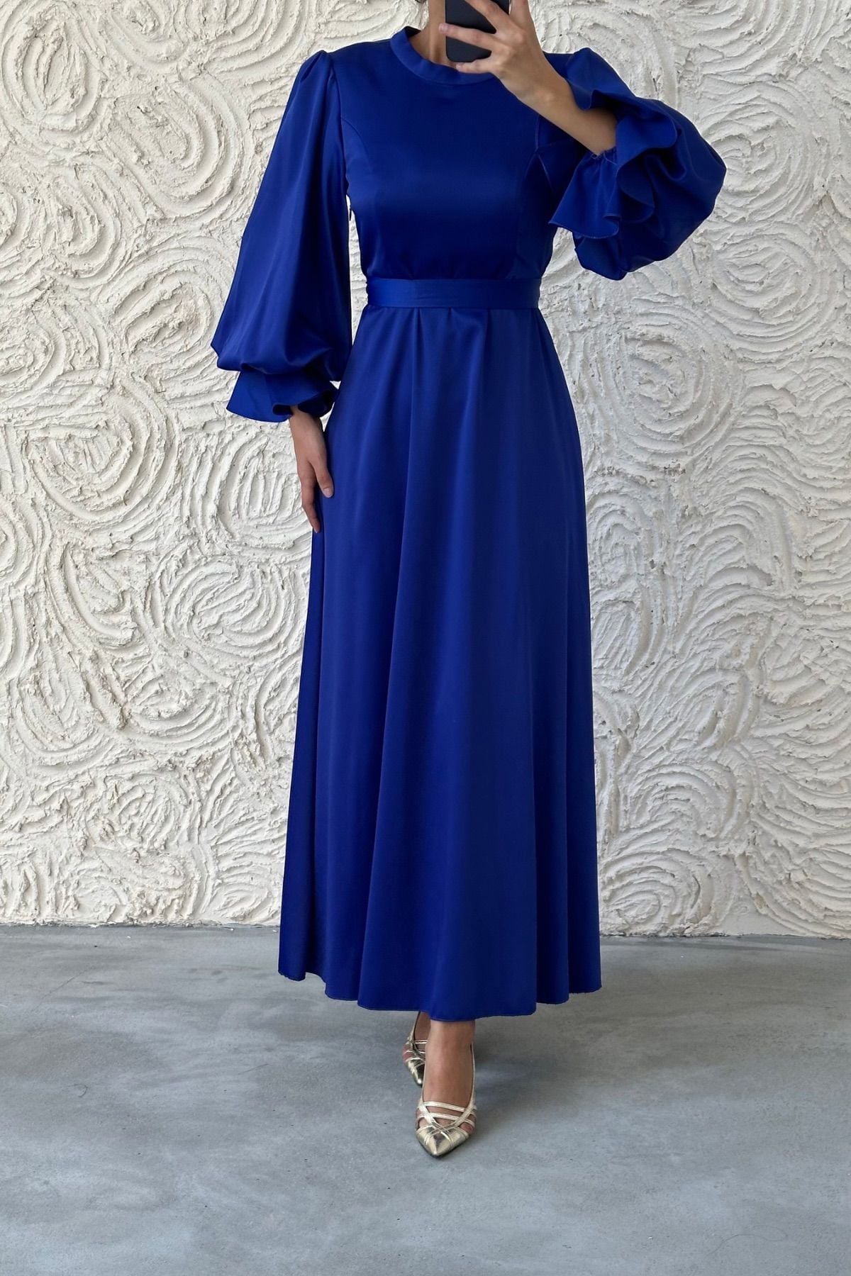 Minimal Şıklık Saten Balon Kol Tesettür Abiye Saks Mavisi