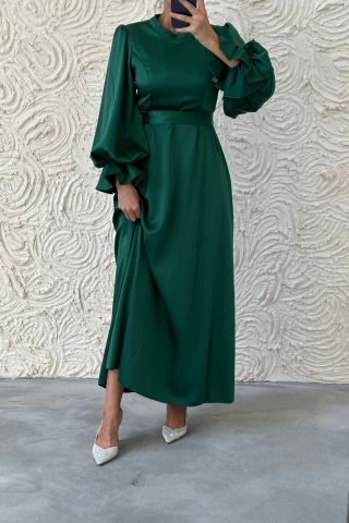 Minimal Şıklık Saten Balon Kol Tesettür Abiye Yeşil