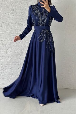 Göz Kamaştıran Taş Detaylı Saten Tesettür Abiye Lacivert