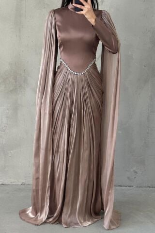 Işıltılı Dokunuş Kol Detaylı Tesettür Abiye Pudra