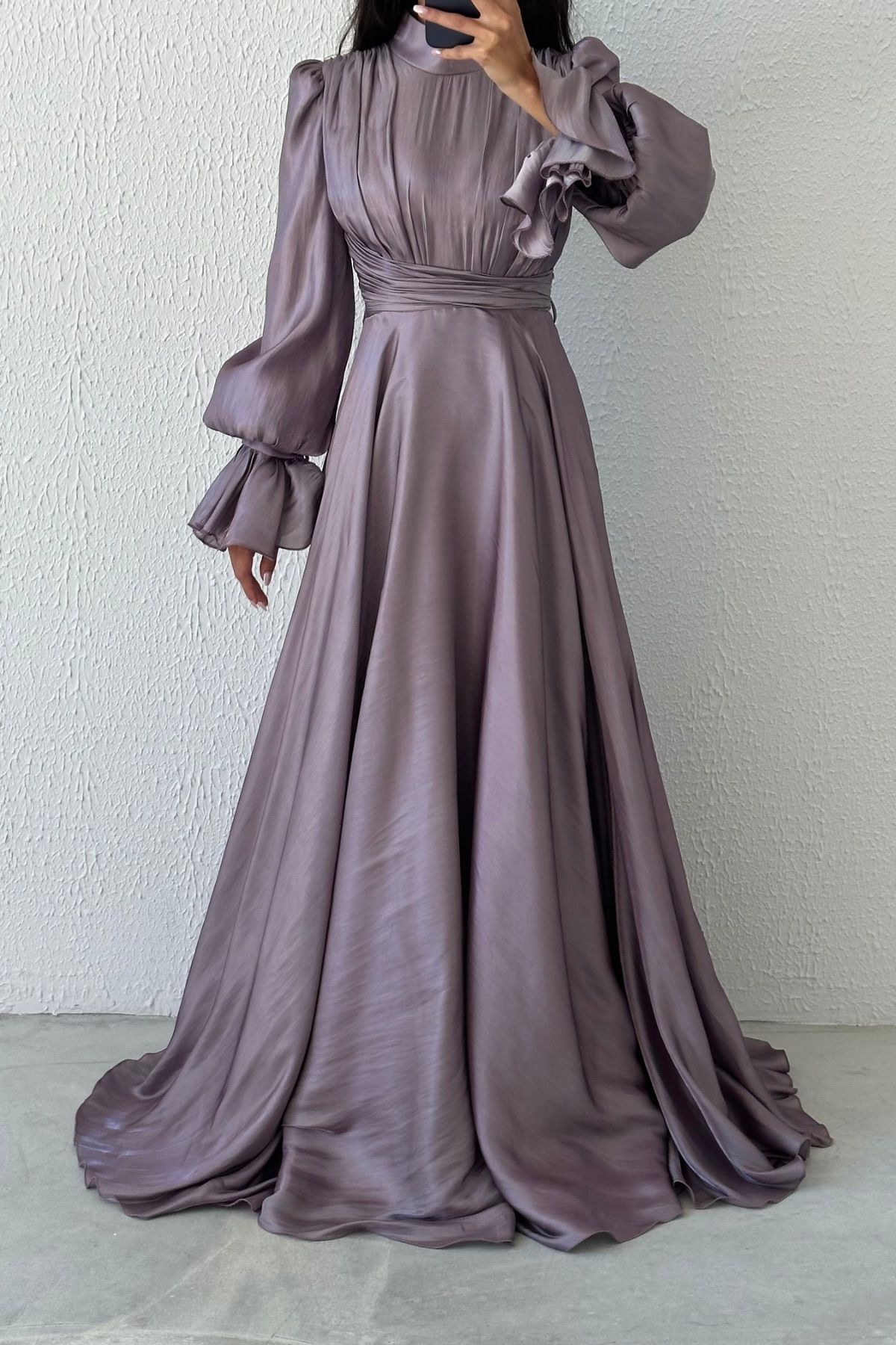 Modern Tasarım Akıcı Organze Tesettür Abiye Lila