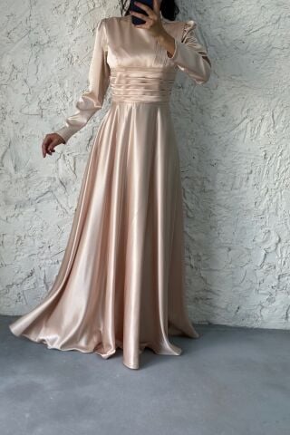 Kuşağı Pilise Detaylı Saten Tesettür Abiye Bej