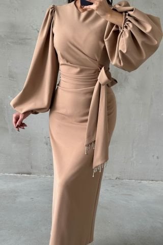 Chain Detailed Waist Tied Crepe Hijab Copper