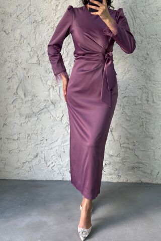 Kolu Tüylü Kalem Saten Tesettür Abiye Lila