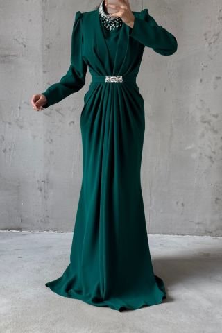 Elegant Gathered Detailed Belted Crepe Hijab Evening Dress Green