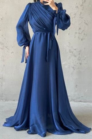 Drapeli Kuşak Detaylı Janjan Kumaş Tesettür Abiye Lacivert